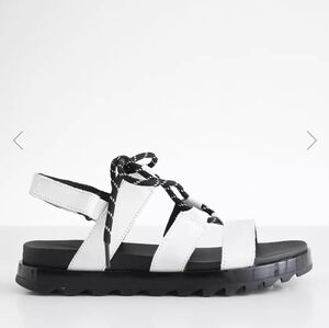 Sorel Roaming lace up sandal